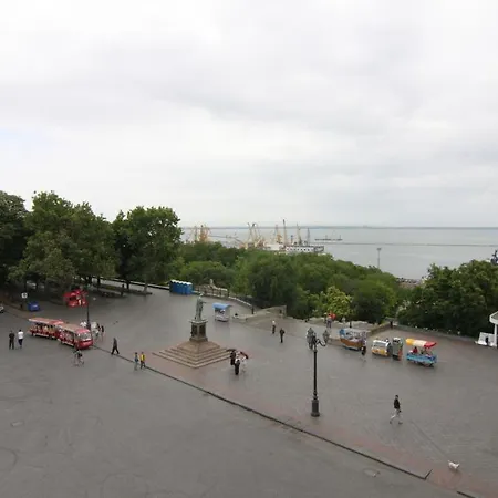 Lejlighed Letsgoodessa On Yekaterininskaya Square